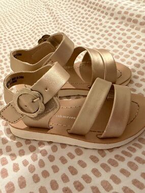 cupcakes & cashmere Kids Metallic Gold Buckle Sandals